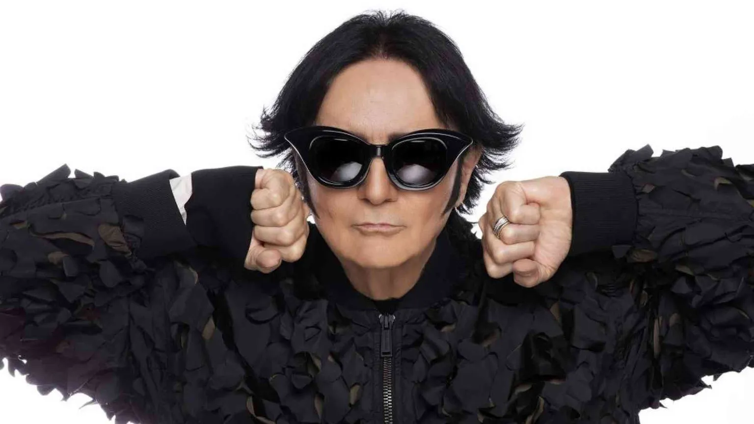 Renato Zero: "Trasgressione a Sanremo? Ragazzi allo sbaraglio"