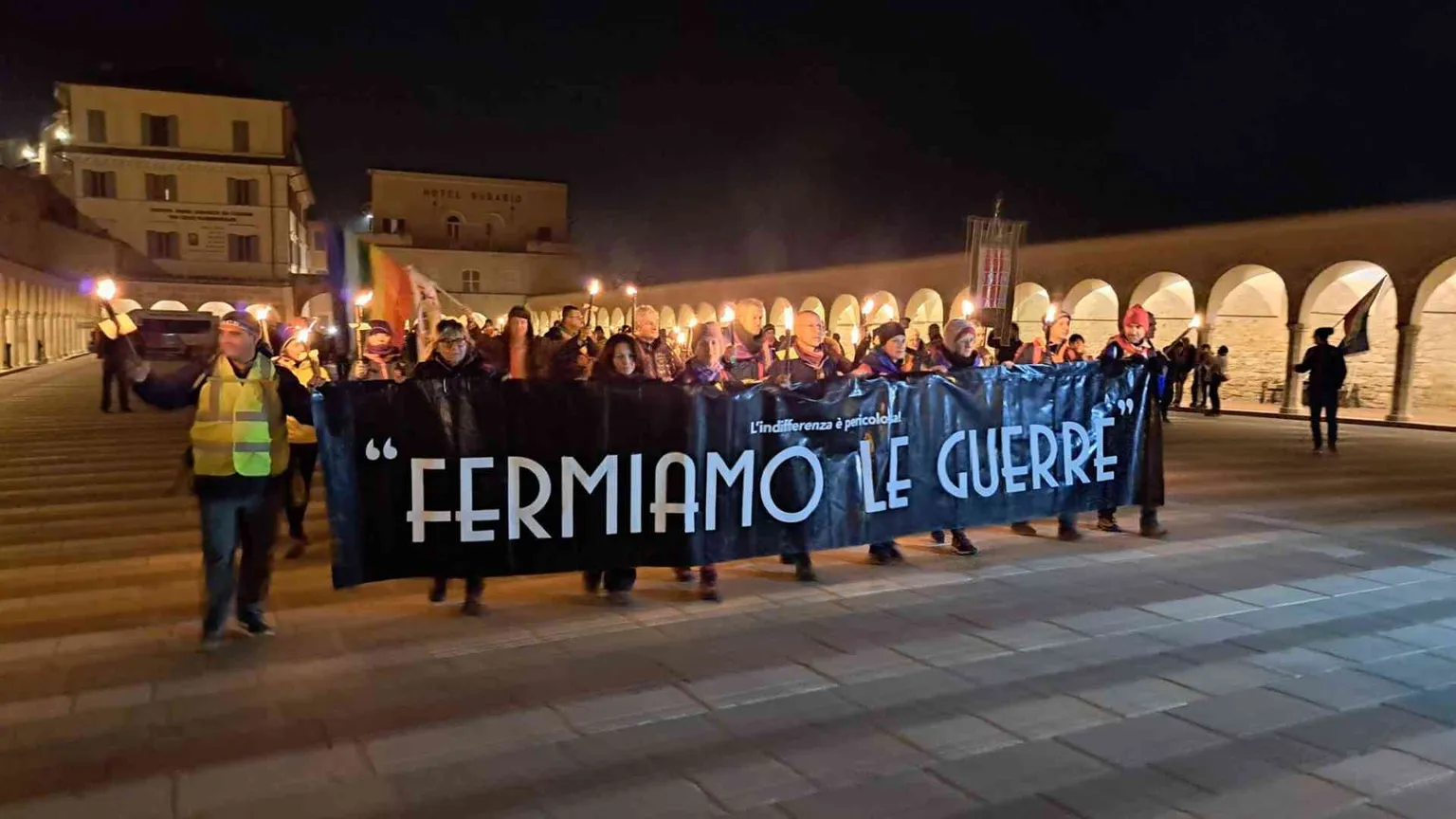 La Marcia della Pace nel buio della notte, in cerca della luce