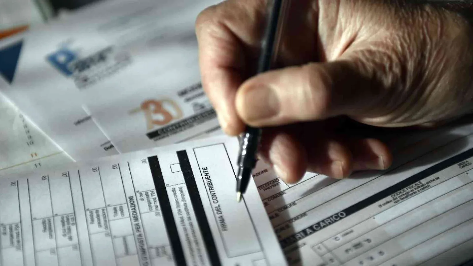 Tre aliquote Irpef e stretta sulle detrazioni
