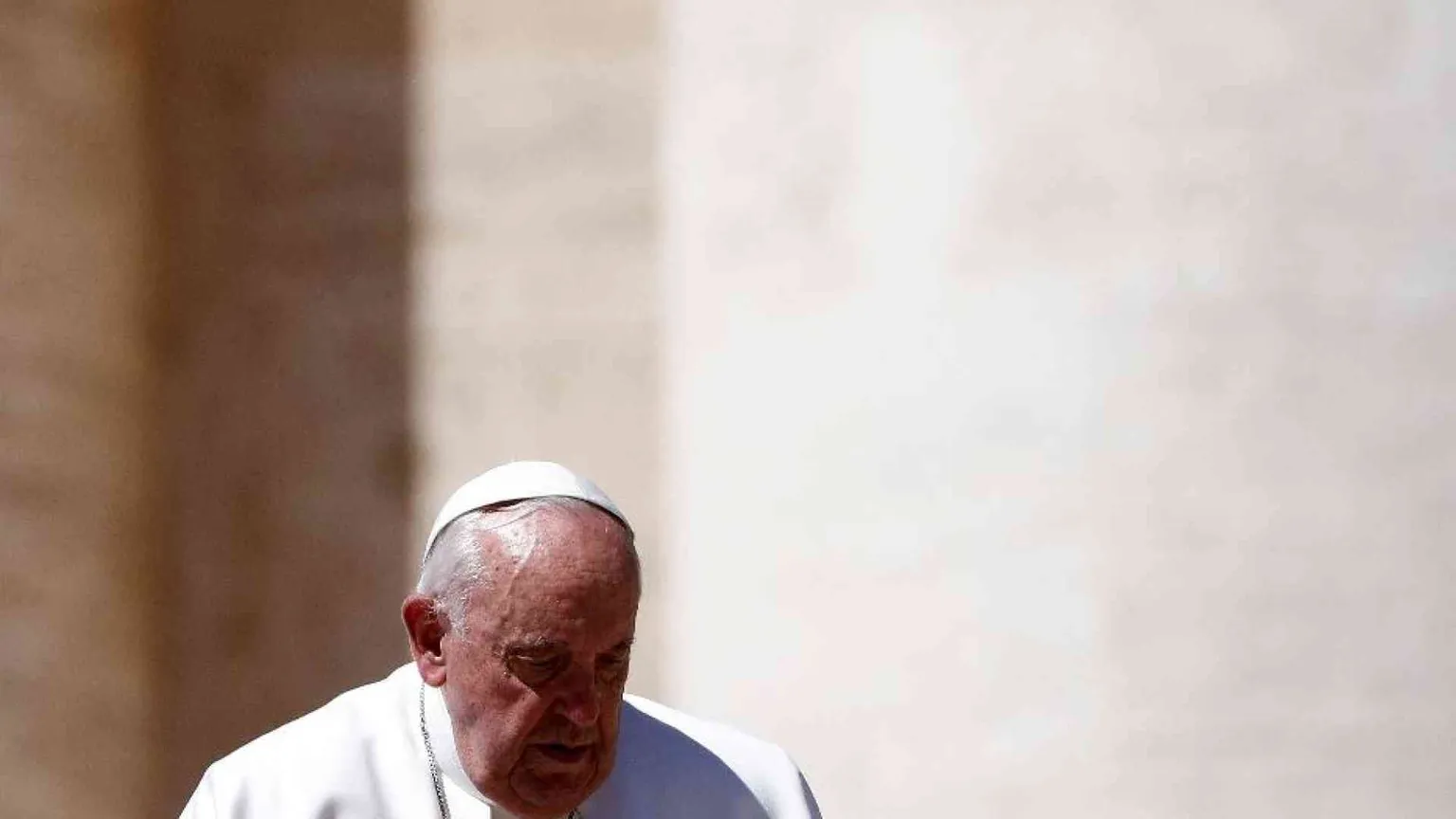 Papa Francesco parte per l'Ungheria, viaggio apostolico nel centro dell'Europa