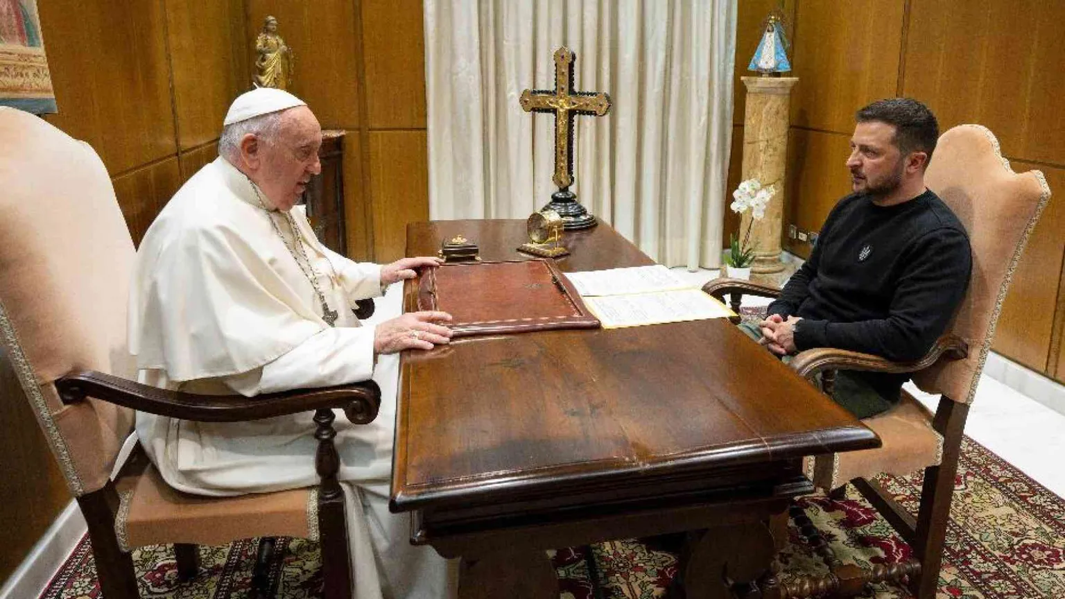 L'incontro del Papa con Zelensky e la diplomazia vaticana "segreta"