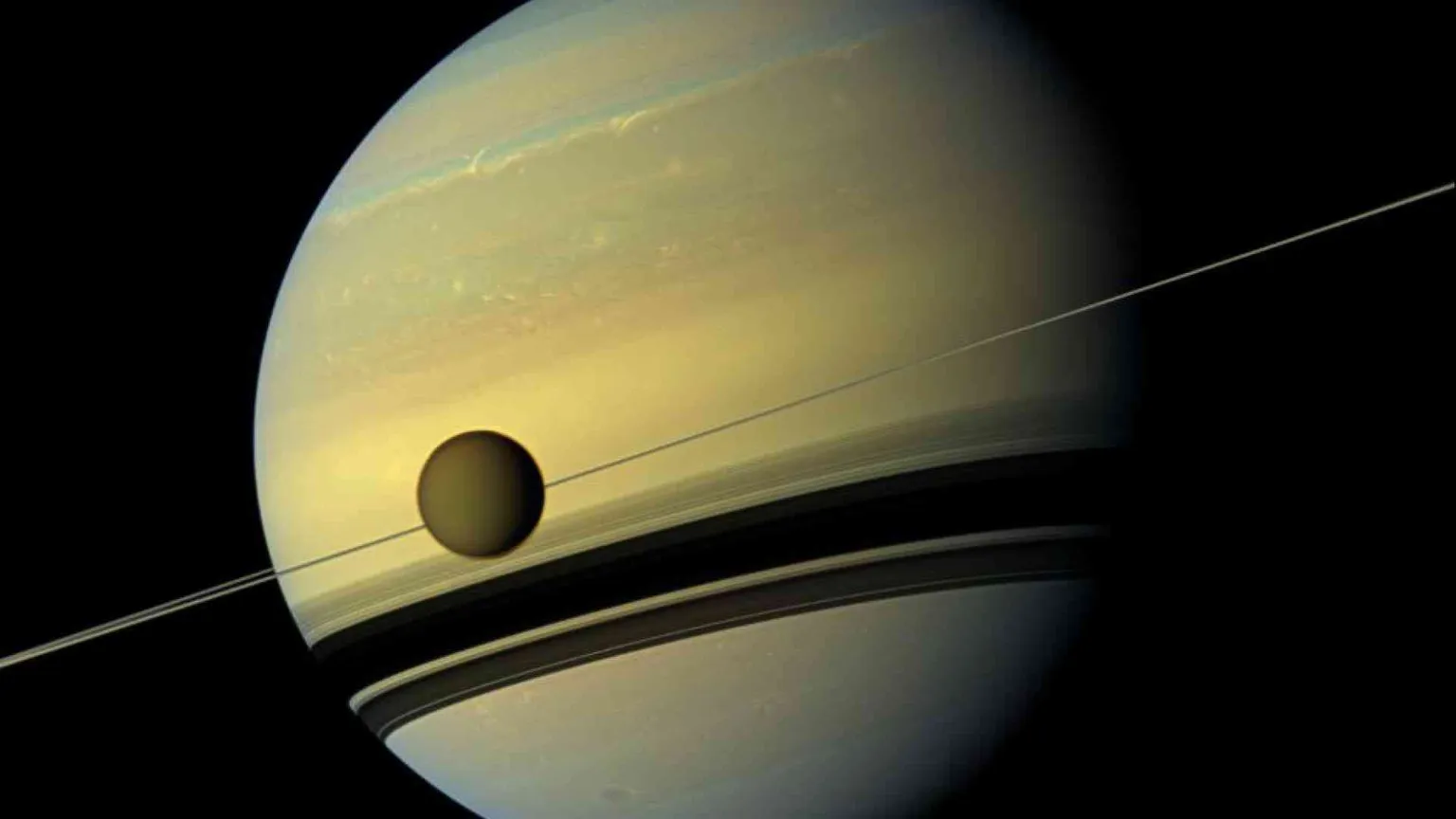 Nuovo record di satelliti per Saturno