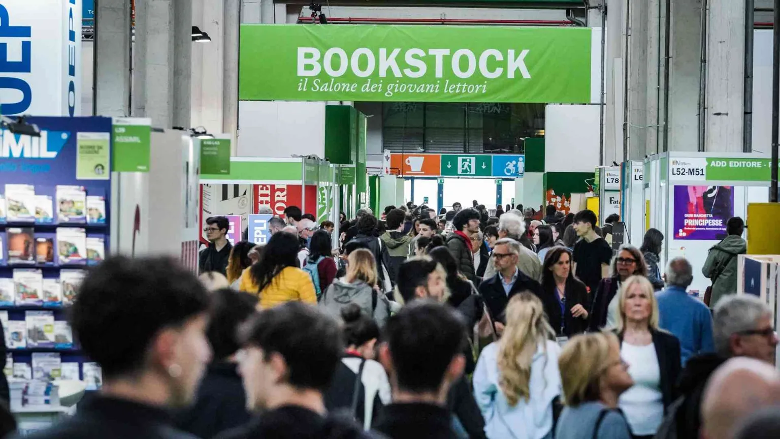 Editoria: il libro è in crescita e i lettori tornano in libreria
