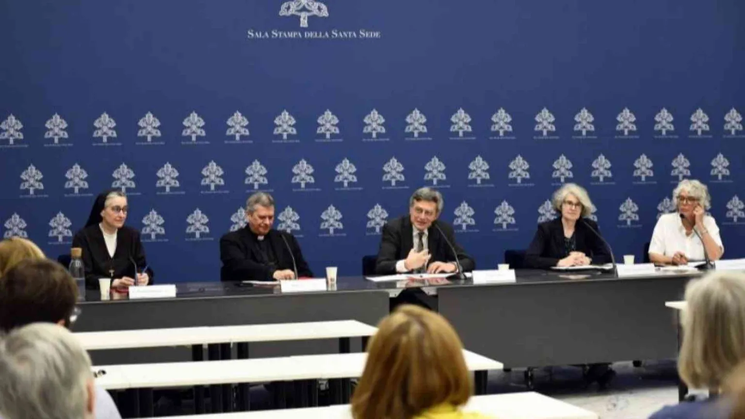 Ecco come creare comunità e relazioni nel digitale
