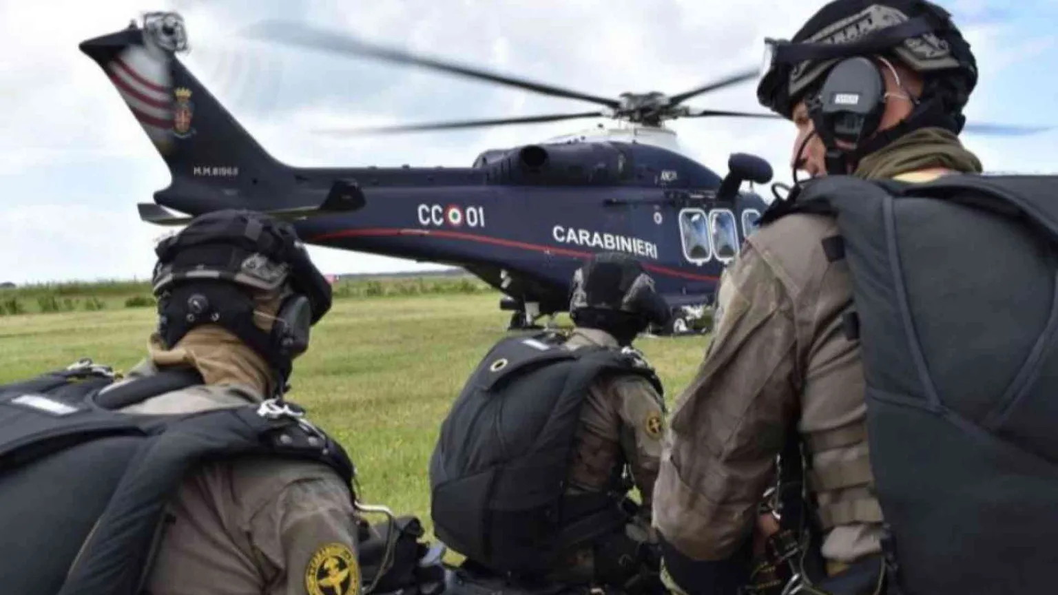 «Così prendiamo boss e terroristi». Viaggio fra le teste di cuoio del Gis