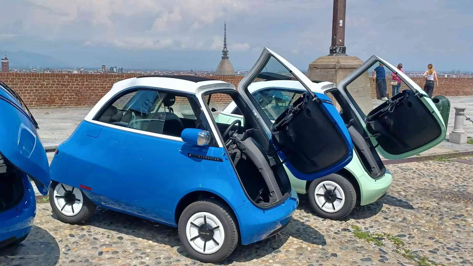 Arriva Microlino, il nuovo quadriciclo elettrico per la città