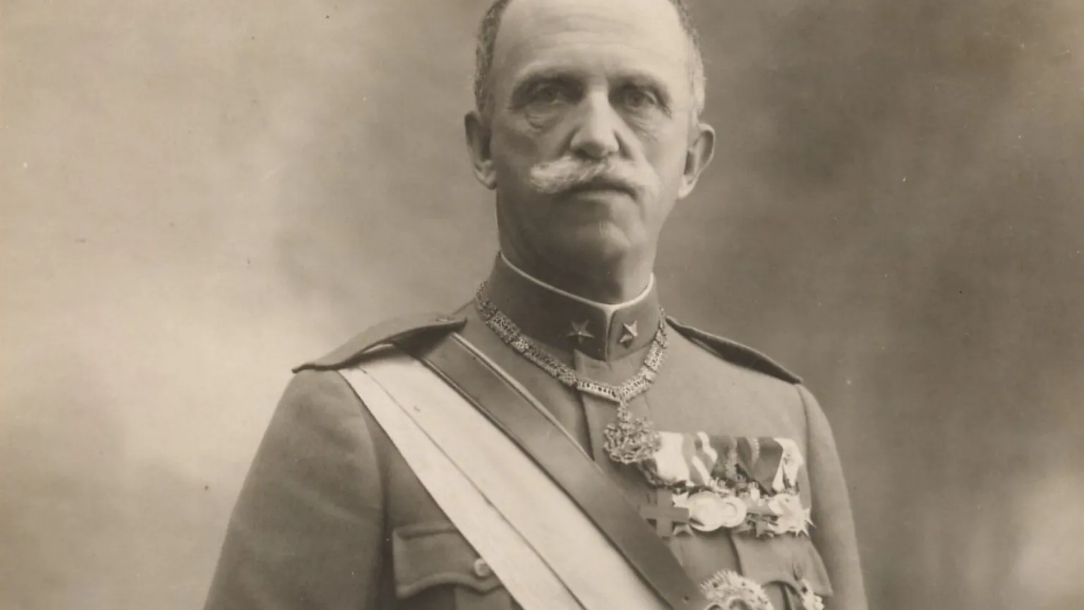 Così Vittorio Emanuele III scelse la guerra