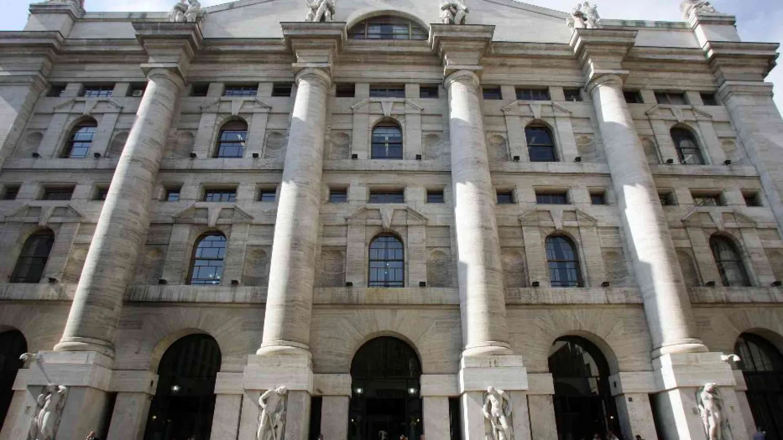 Mfe-Mediaset riduce il rialzo in Borsa, dopo la fiammata del mattino