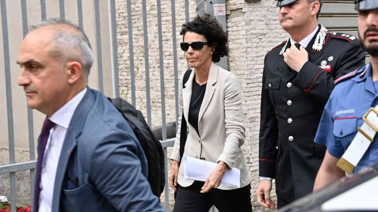 Bimba scomparsa, prime segnalazioni