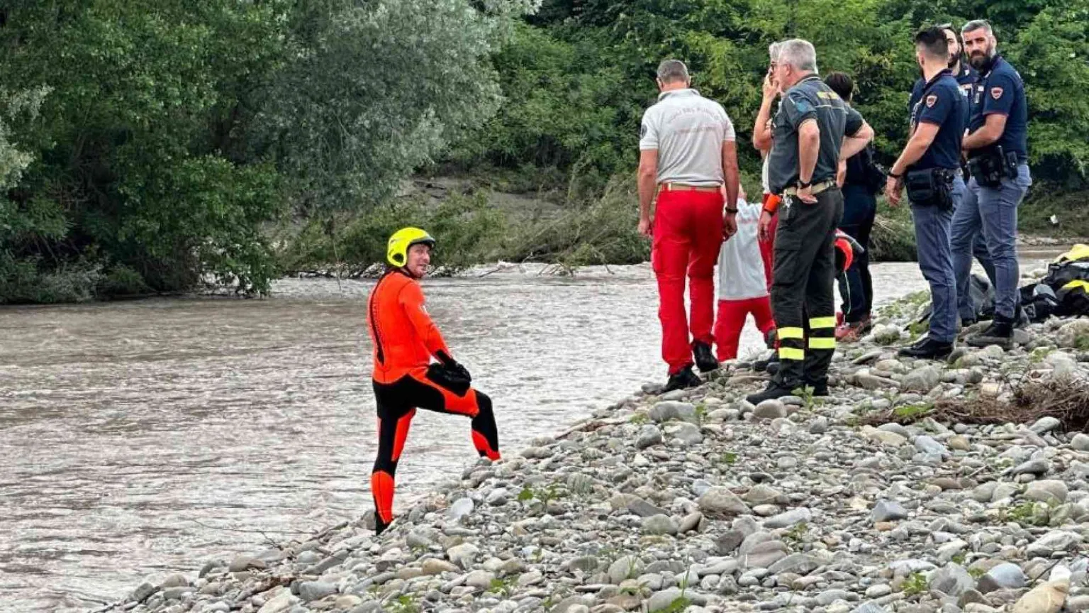Sparisce nel fiume per un video. Proseguono le indagini per Casal Palocco