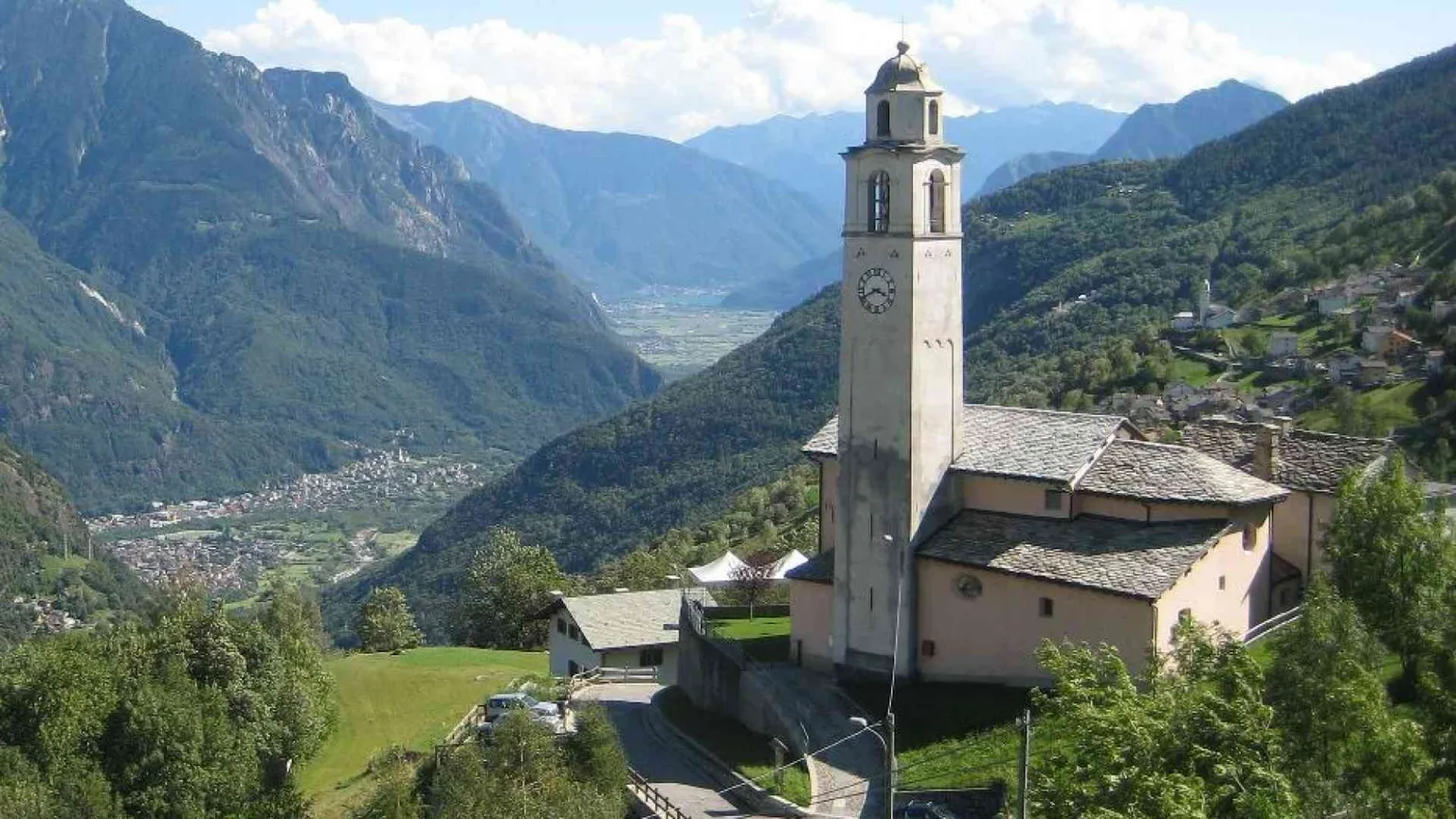 La lettera alla parrocchia senza più il prete: noi famiglie la teniamo viva
