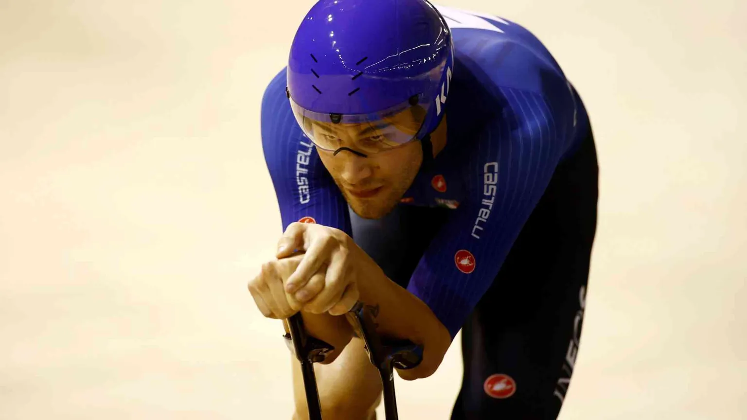 Filippo Ganna oggi tenta il bis d'oro nella cronometro