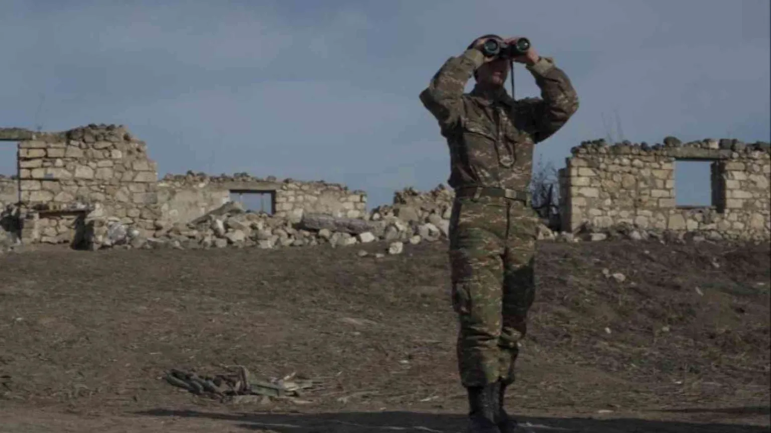 «Gli armeni stanno morendo di fame. Nel Nagorno è in atto un genocidio»