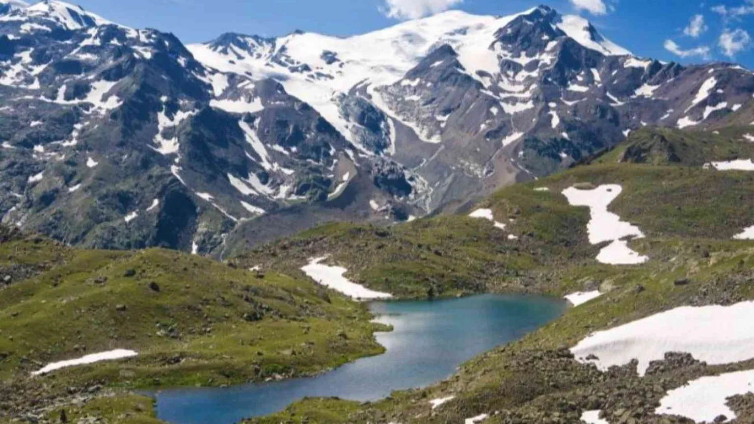 Contro l’assalto alla montagna servono poesia e resistenza civile