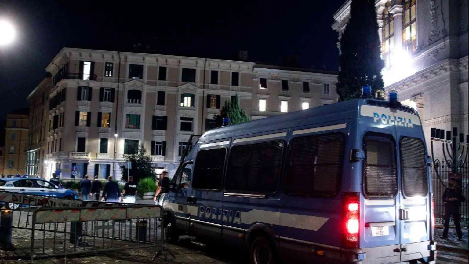 Le Comunità ebraiche in Italia: «Non ci piegheremo al terrore»