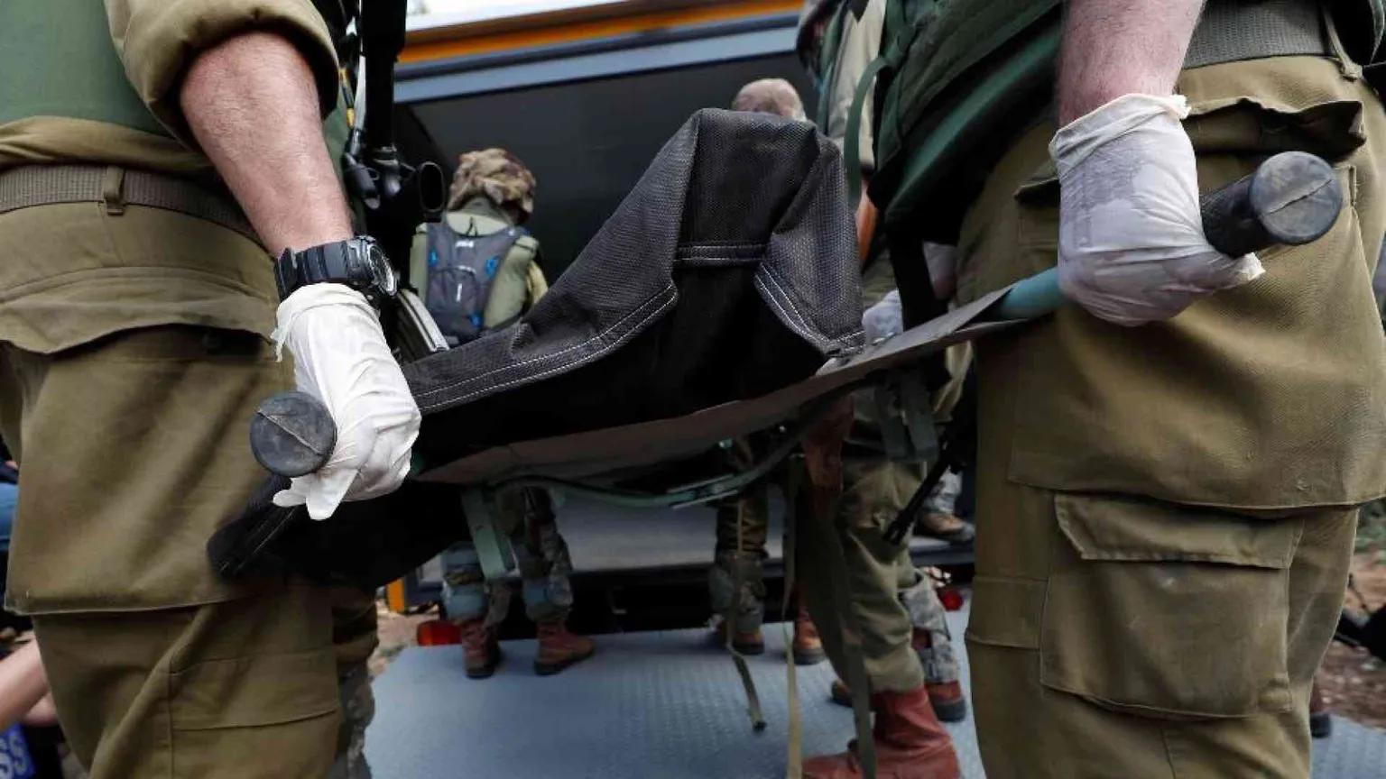 Strage di bambini nel kibbutz. Continua l'assedio di Gaza