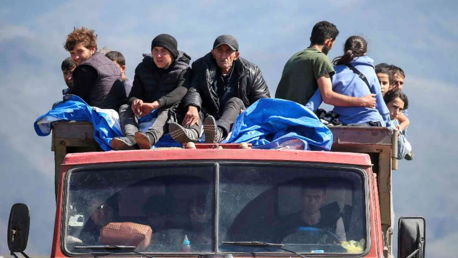 Al via i contatti verso la pace fra Amenia e Azerbaigian