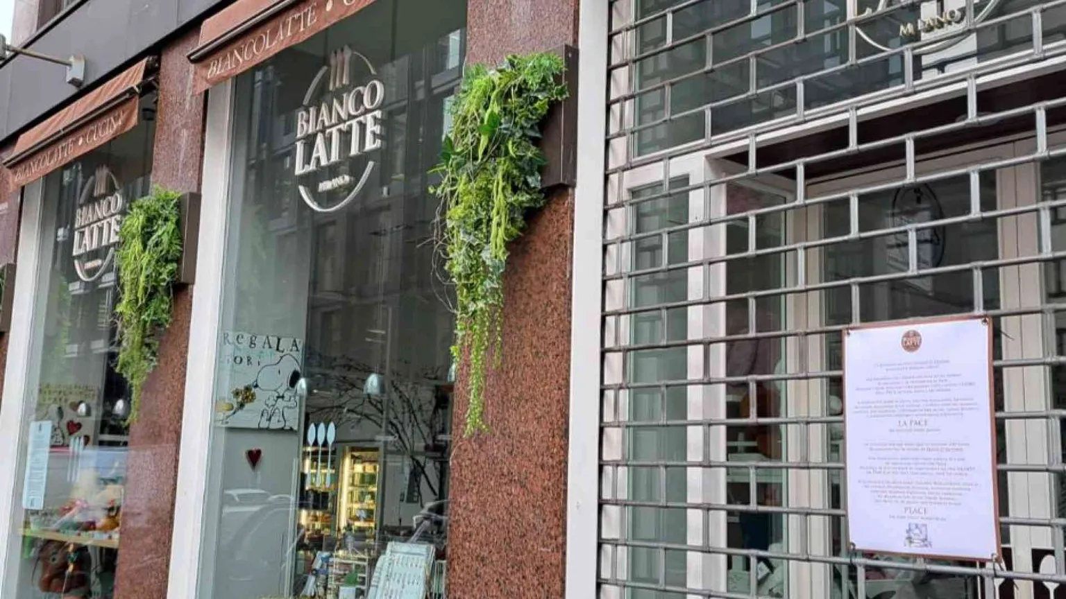 Biancolatte, il locale del centro di Milano "chiuso per pace"