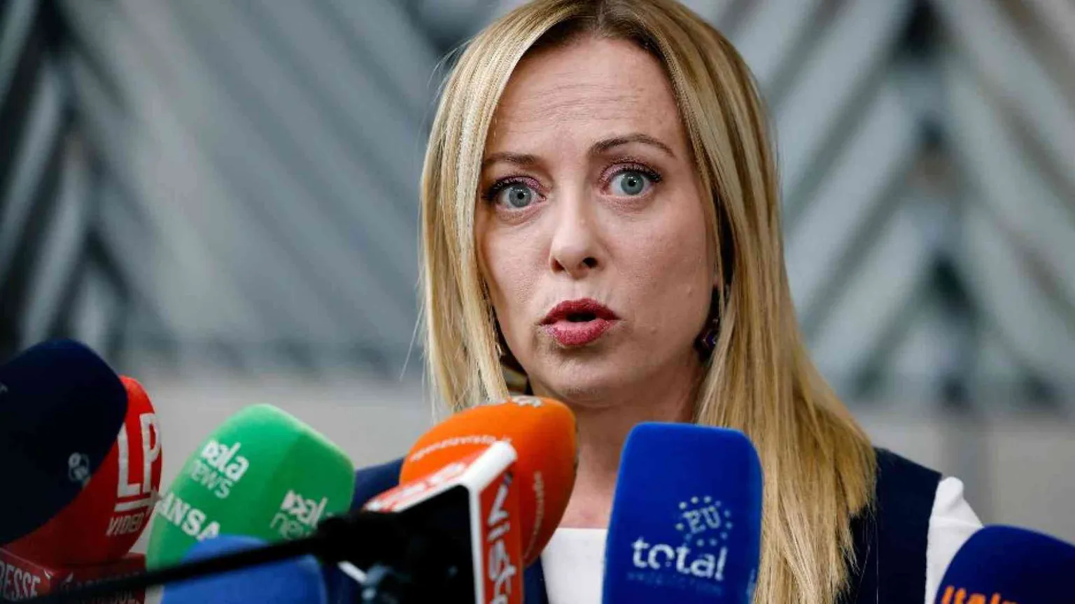 Meloni: L'Italia si è astenuta all'Onu per evitare un'escalation