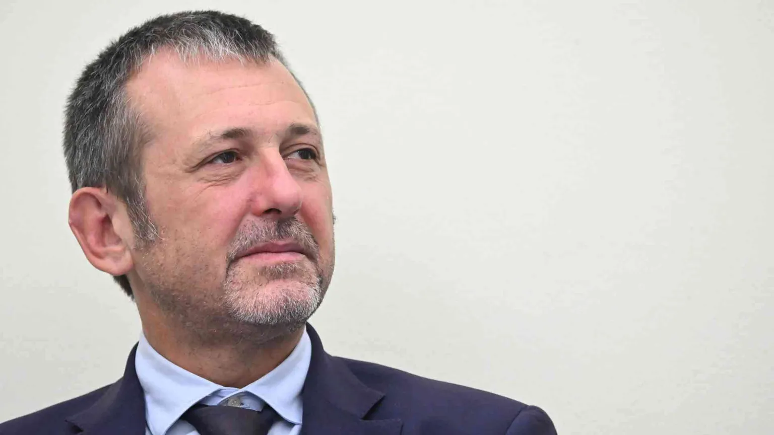 Il sottosegretario alla Giustizia Delmastro rinviato a giudizio