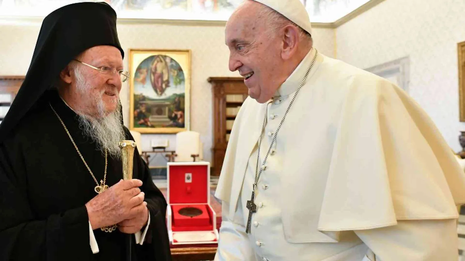 Il Papa rilancia l'ecumenismo dei gesti