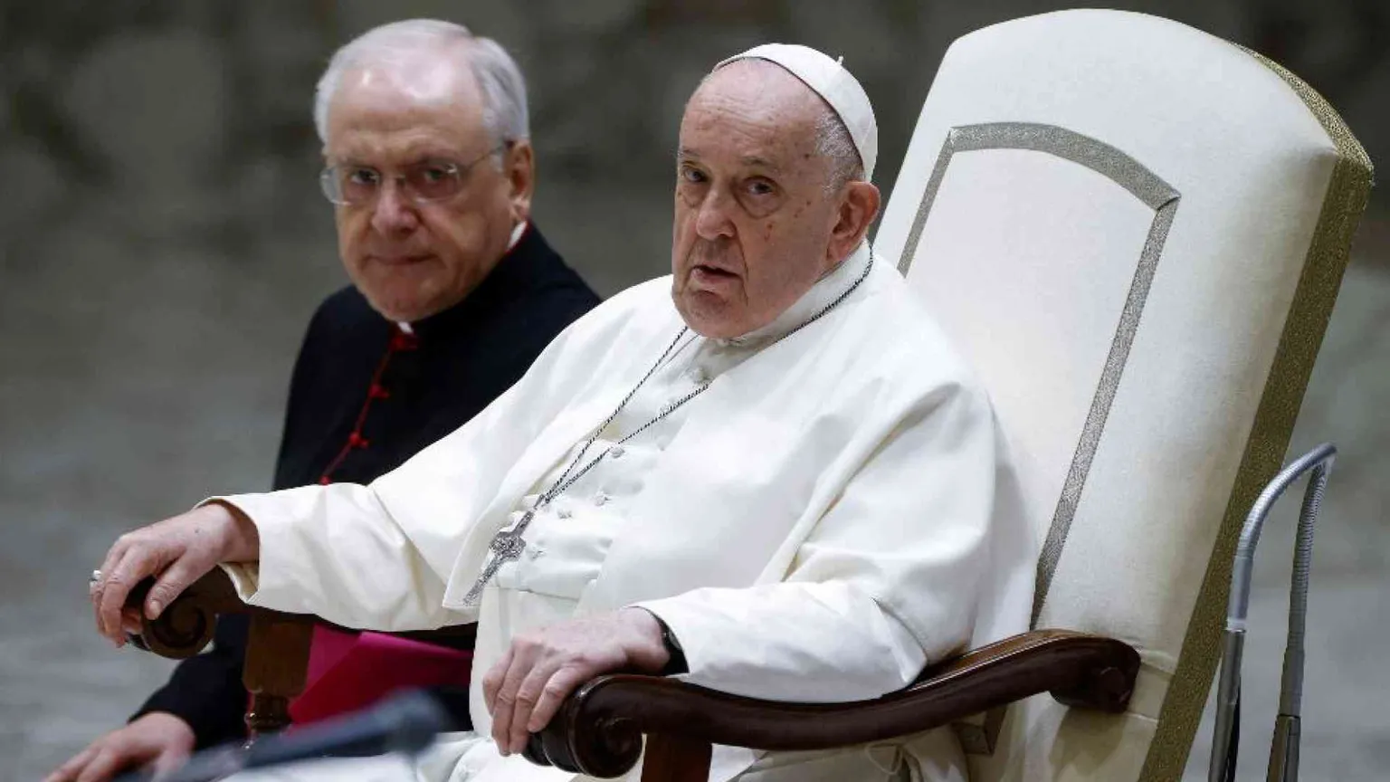 Il Papa: «Preghiamo per quanti soffrono il dramma della guerra»
