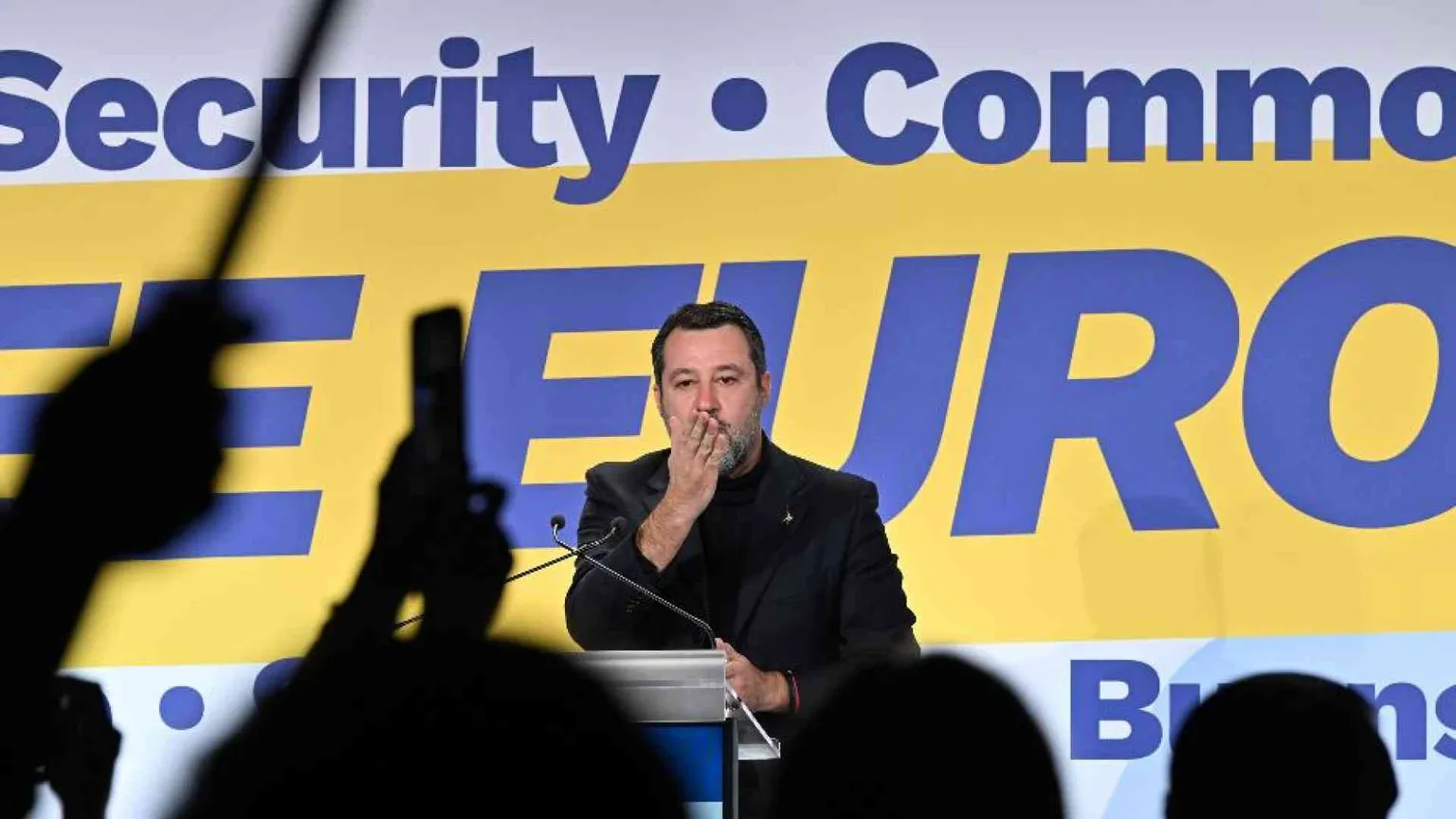Sovranisti a convegno da Salvini. Che ruolo per chi si dice cattolico