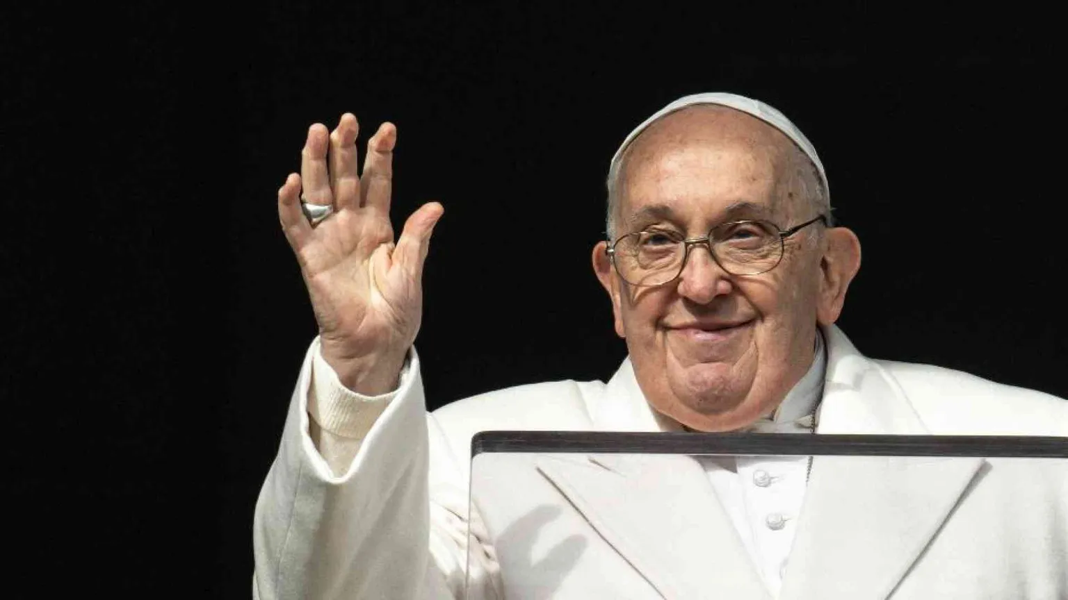 Il Papa: «L'intelligenza artificiale sia etica e per la pace»