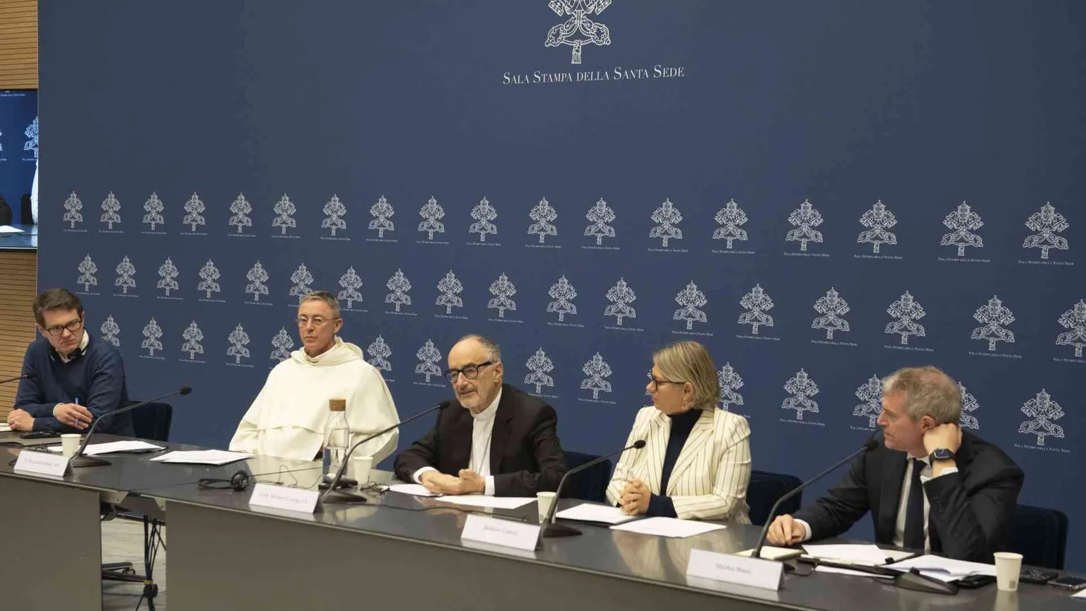 "L'intelligenza artificiale sfida principale del futuro"
