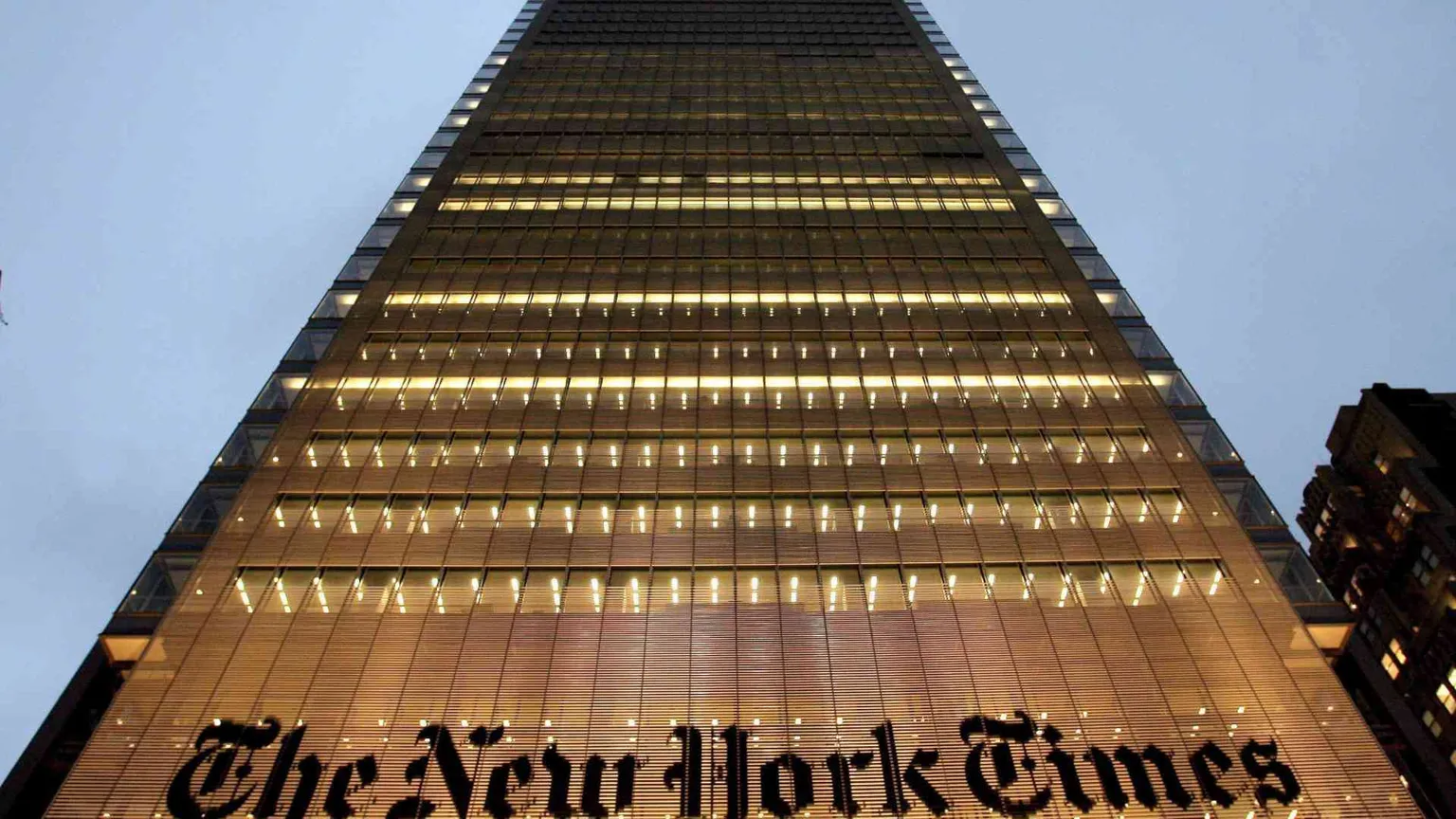 Il New York Times fa causa a OpenAI e Microsoft. Che cosa sta succedendo