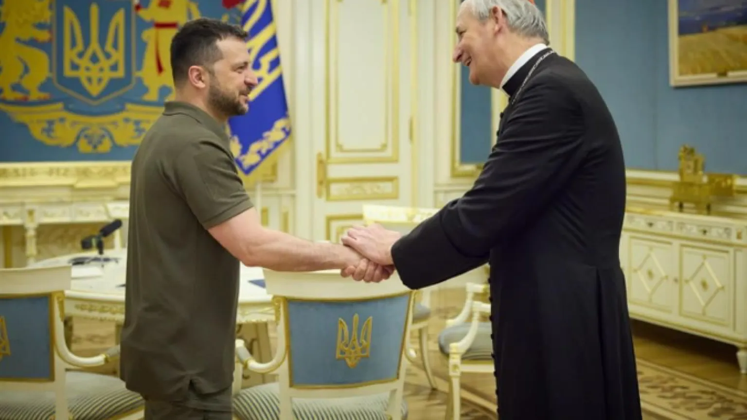 Da Zelensky un doppio riconoscimento per Zuppi e Parolin