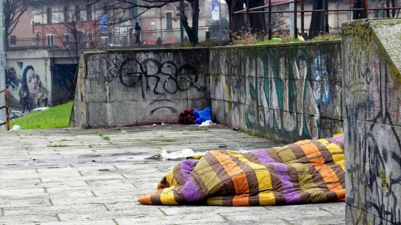 Freddo e violenza, la strage silenziosa dei clochard