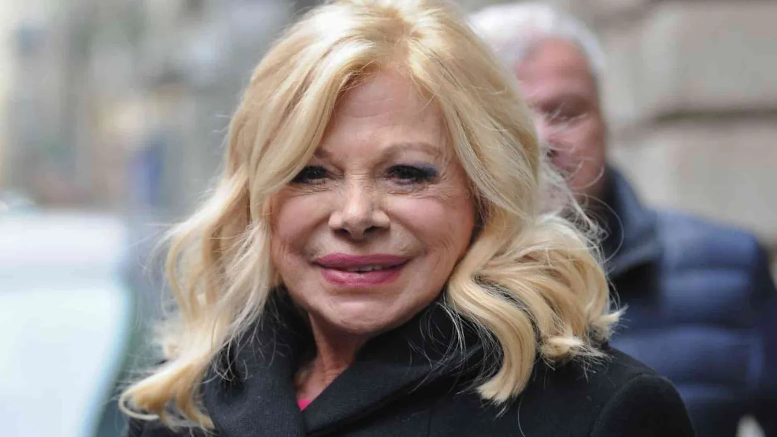 Addio a Sandra Milo: la carriera, i figli, l'ultimo viaggio in tv