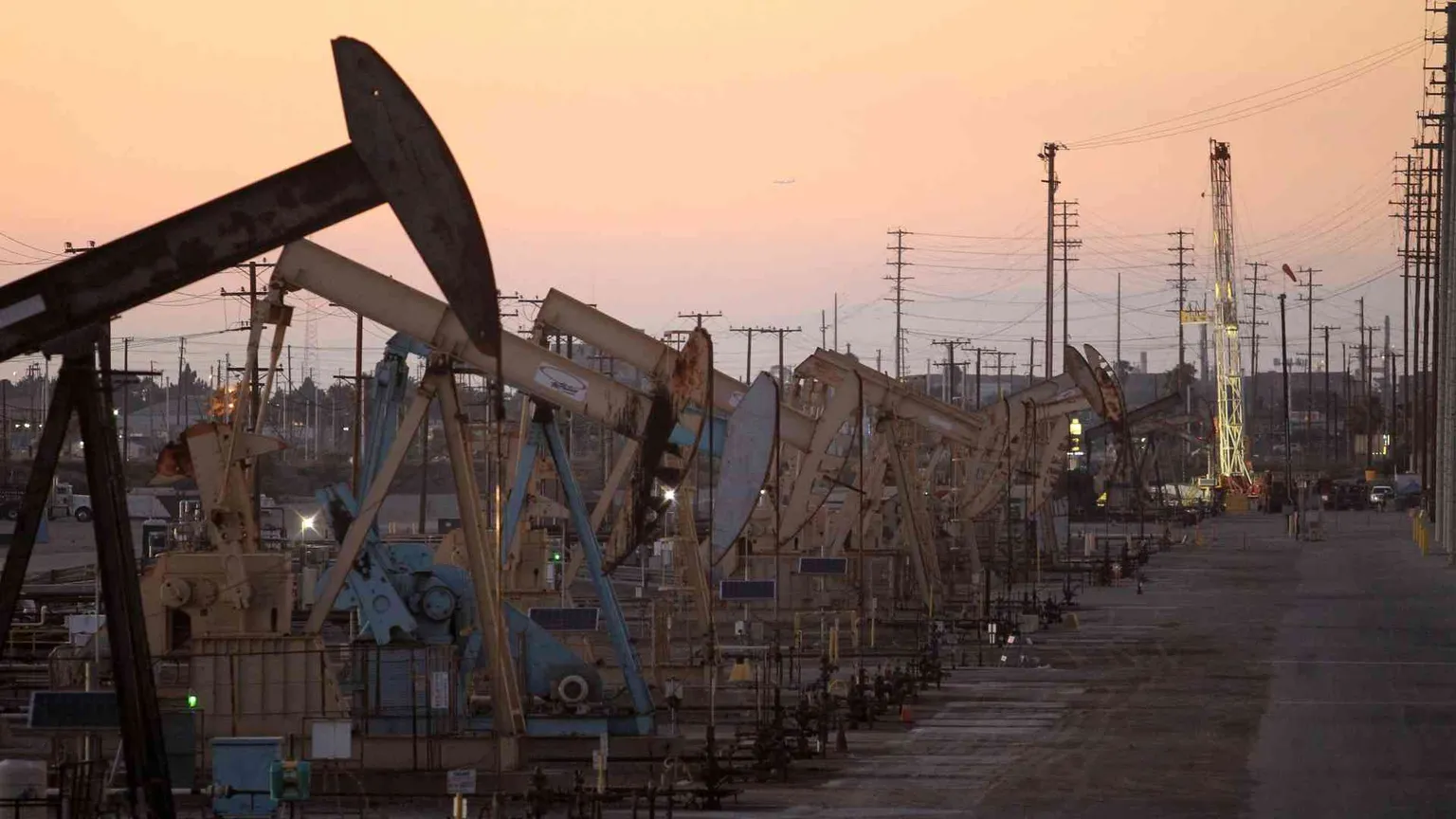 Gas e petrolio, dopo l'impennata lo stop