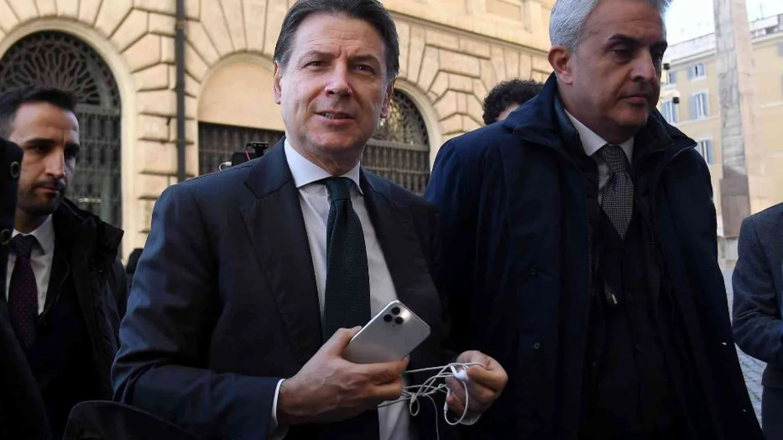 La moda nuova del «Giurì» per una politica che non sa più confrontarsi