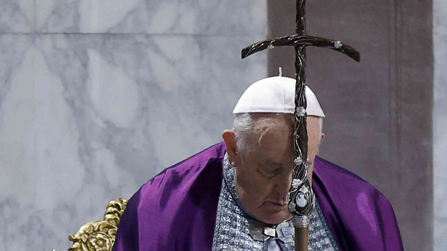 Il Papa: «In Quaresima ritroviamo noi stessi senza ostentazioni social»