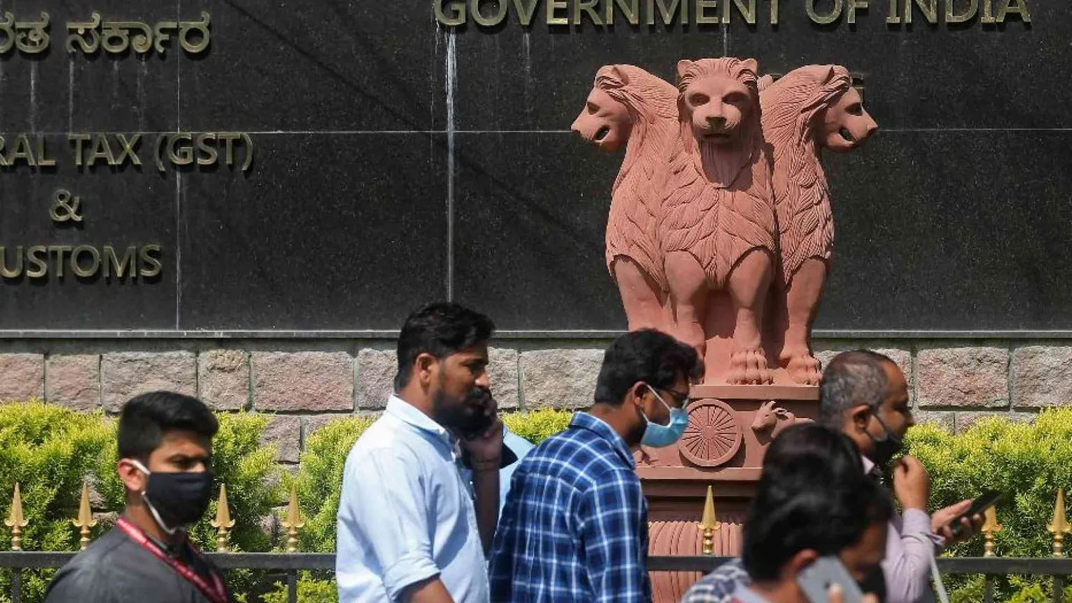India, giudice ordina di cambiare nome a due leoni