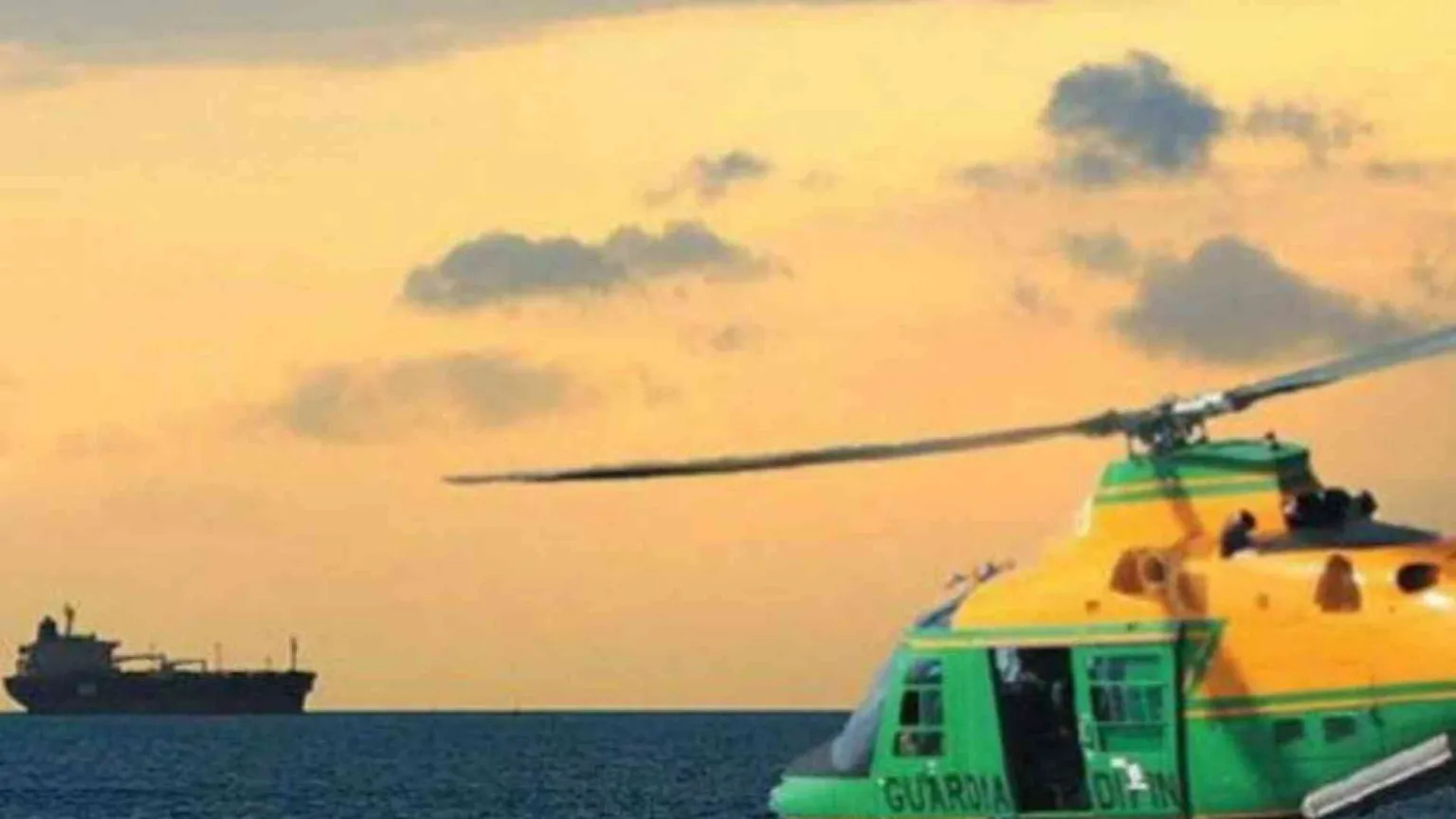 Il giallo del "Volpe 132" della Gdf precipitato nel '94: spari da una nave