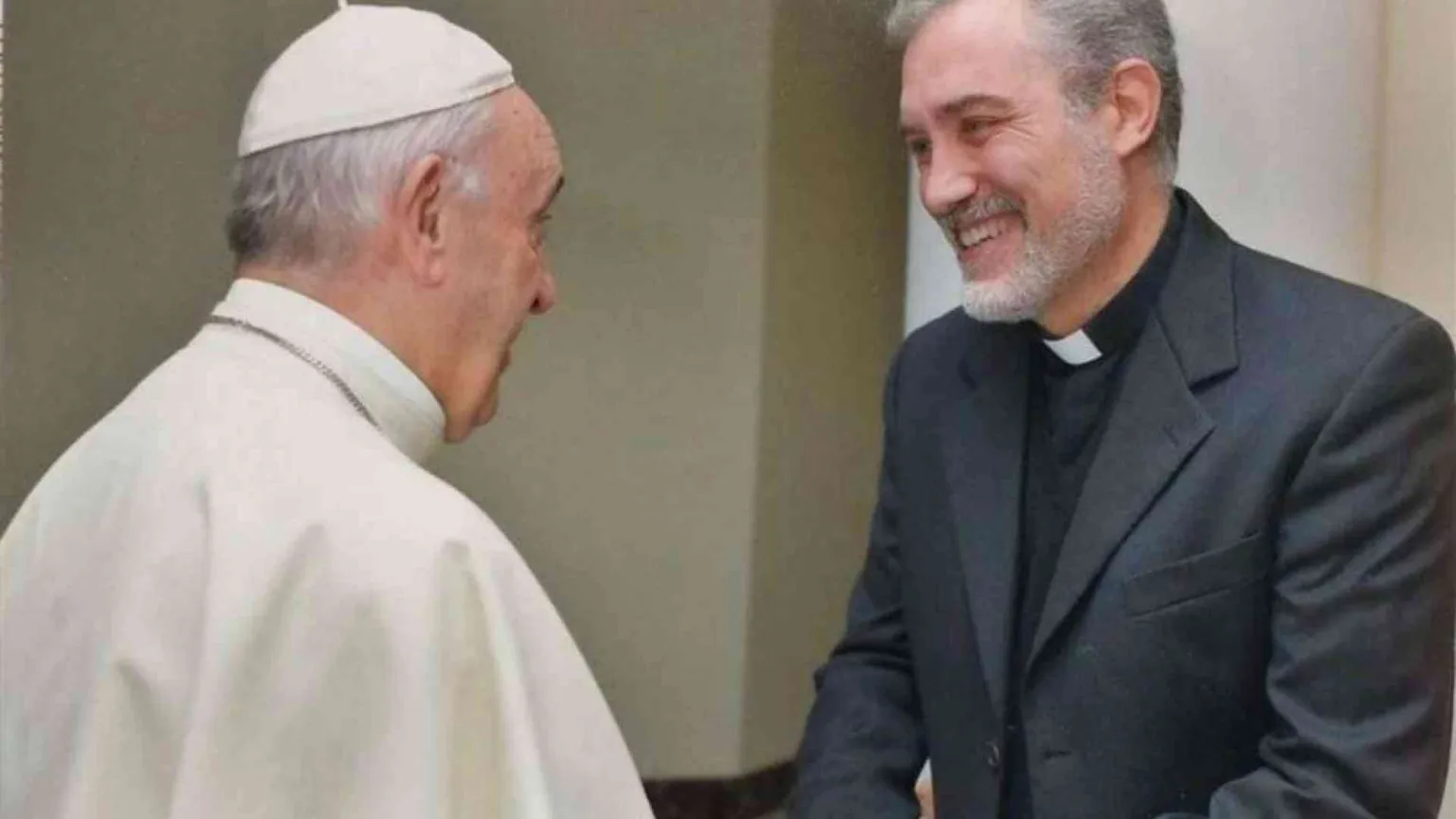 Proiettile spedito al vescovo di Mileto. «Ma vinceremo il male con il bene»