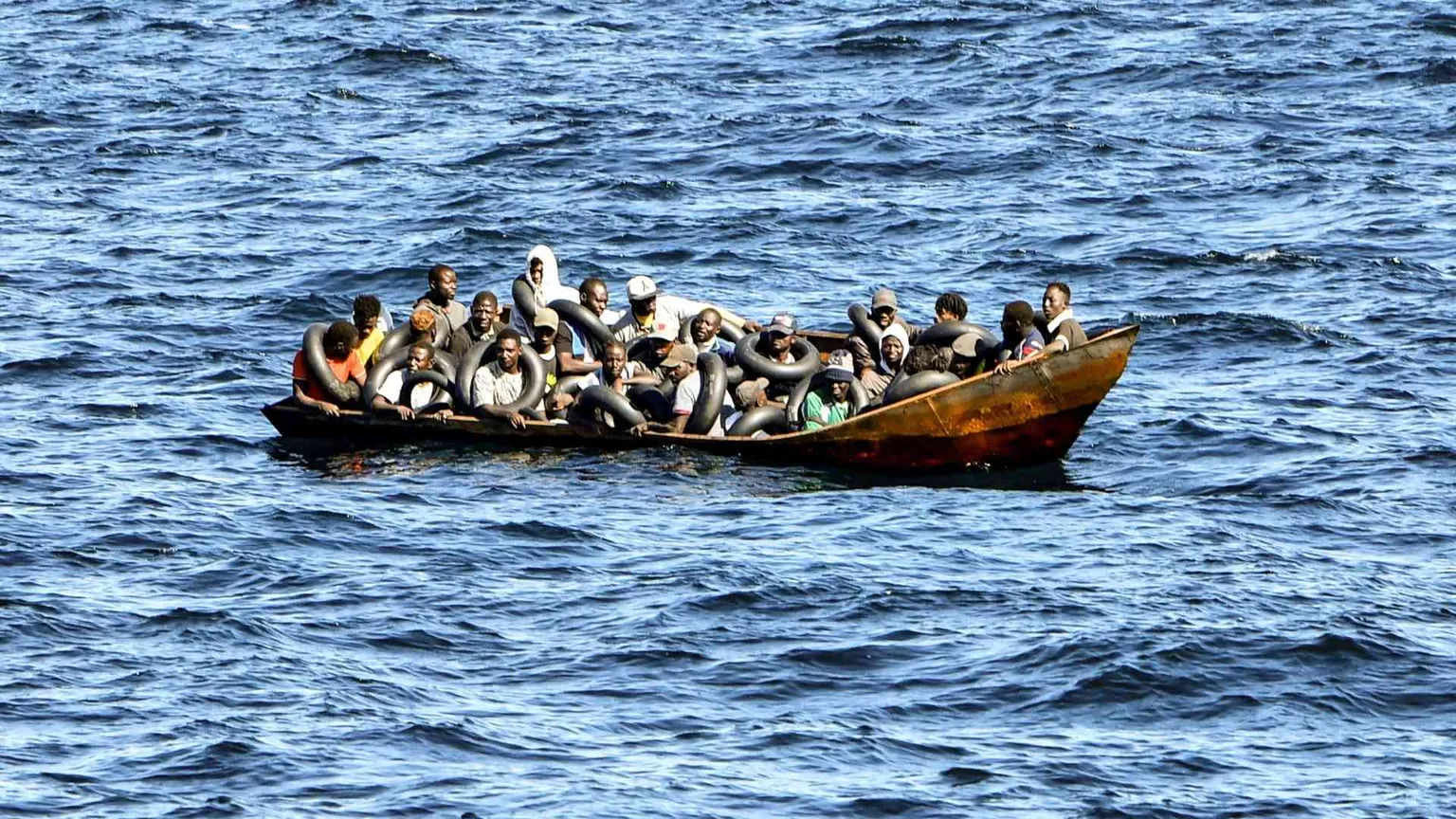 Un altro naufragio al largo della Libia, almeno 10 le vittime