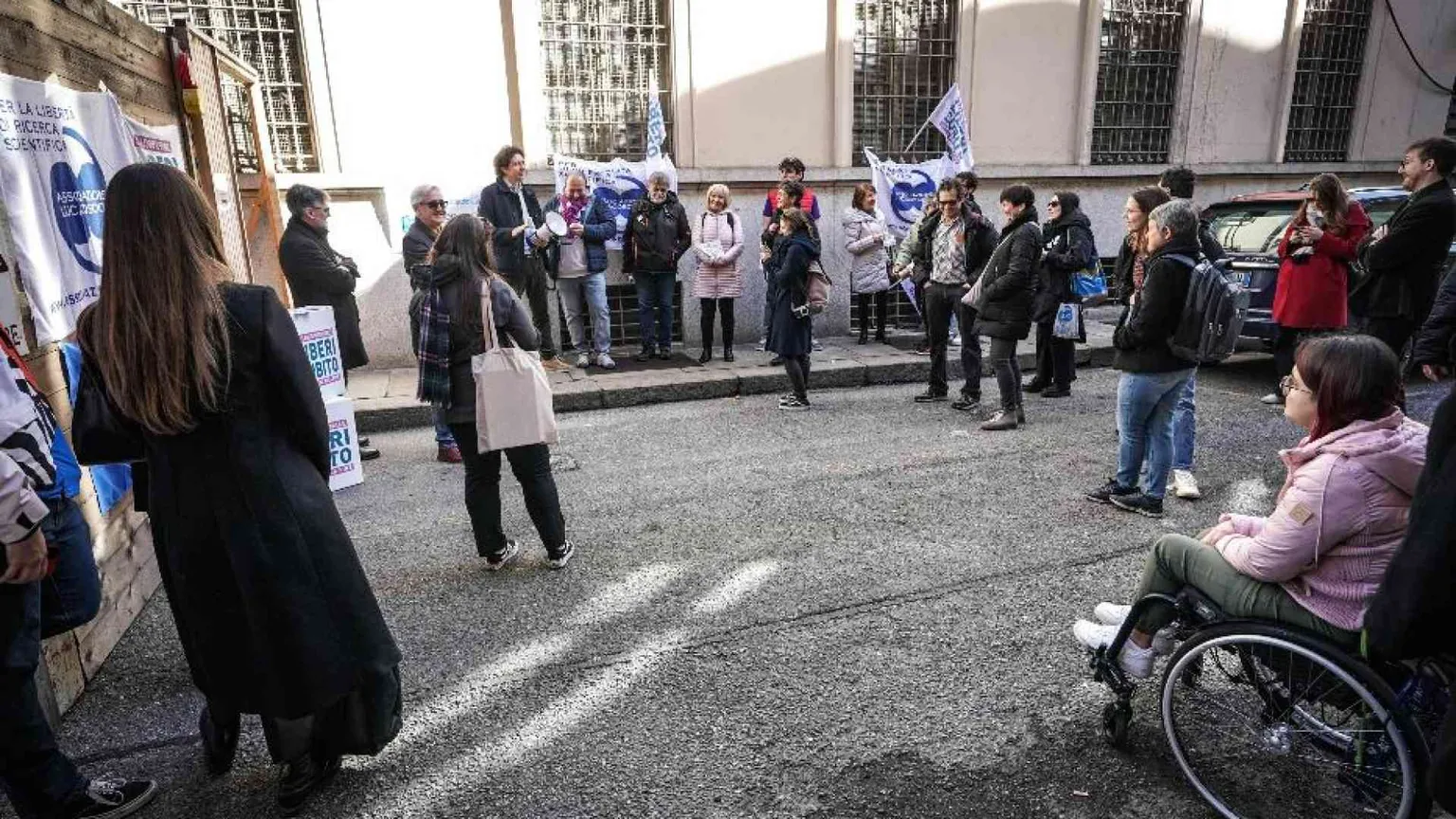 La diocesi di Torino: «Suicidio assistito, la legge regionale? Propaganda».