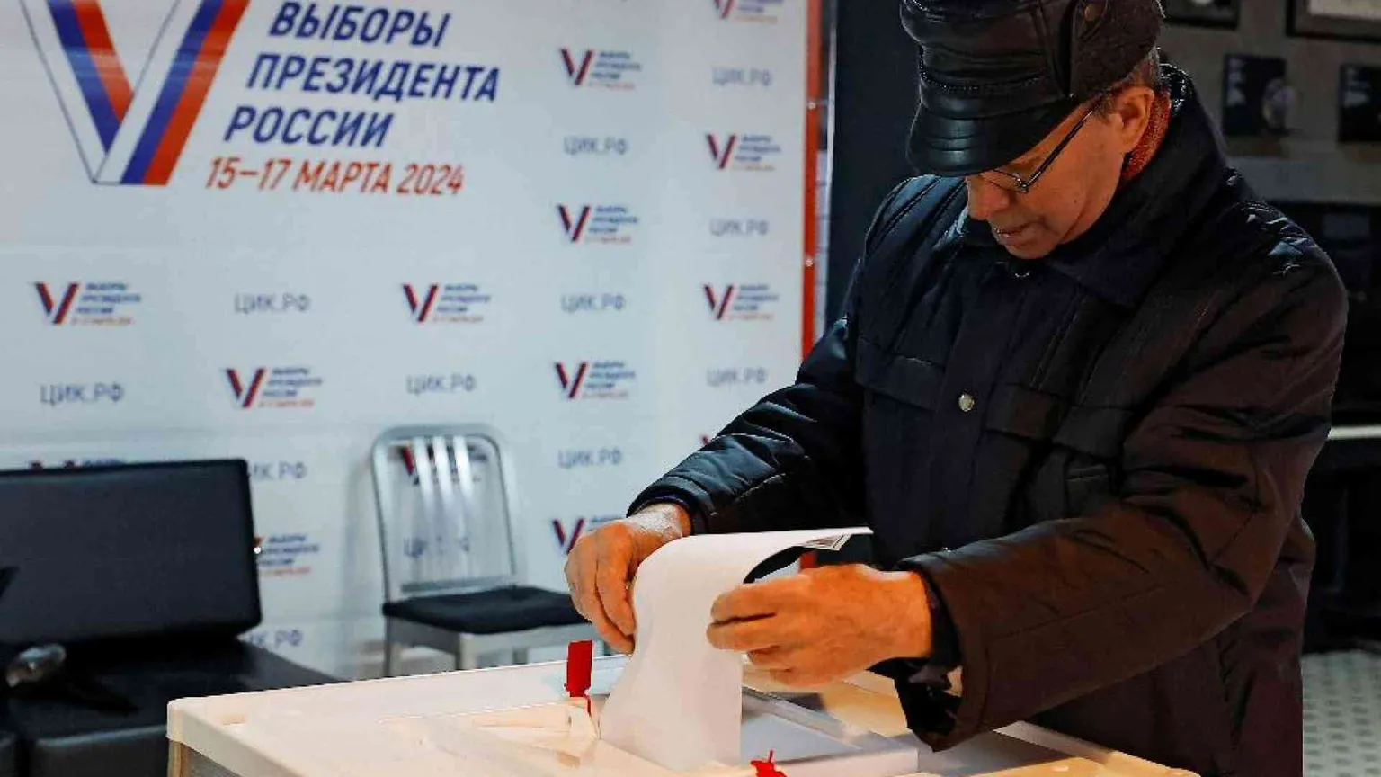 Elezioni, nel primo giorno afflusso al 36%. Ma si vota fino a domenica