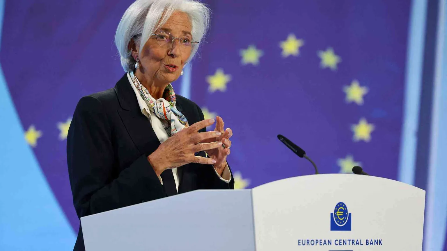 Lagarde: «Il primo taglio dei tassi di interesse potrebbe essere a giugno»