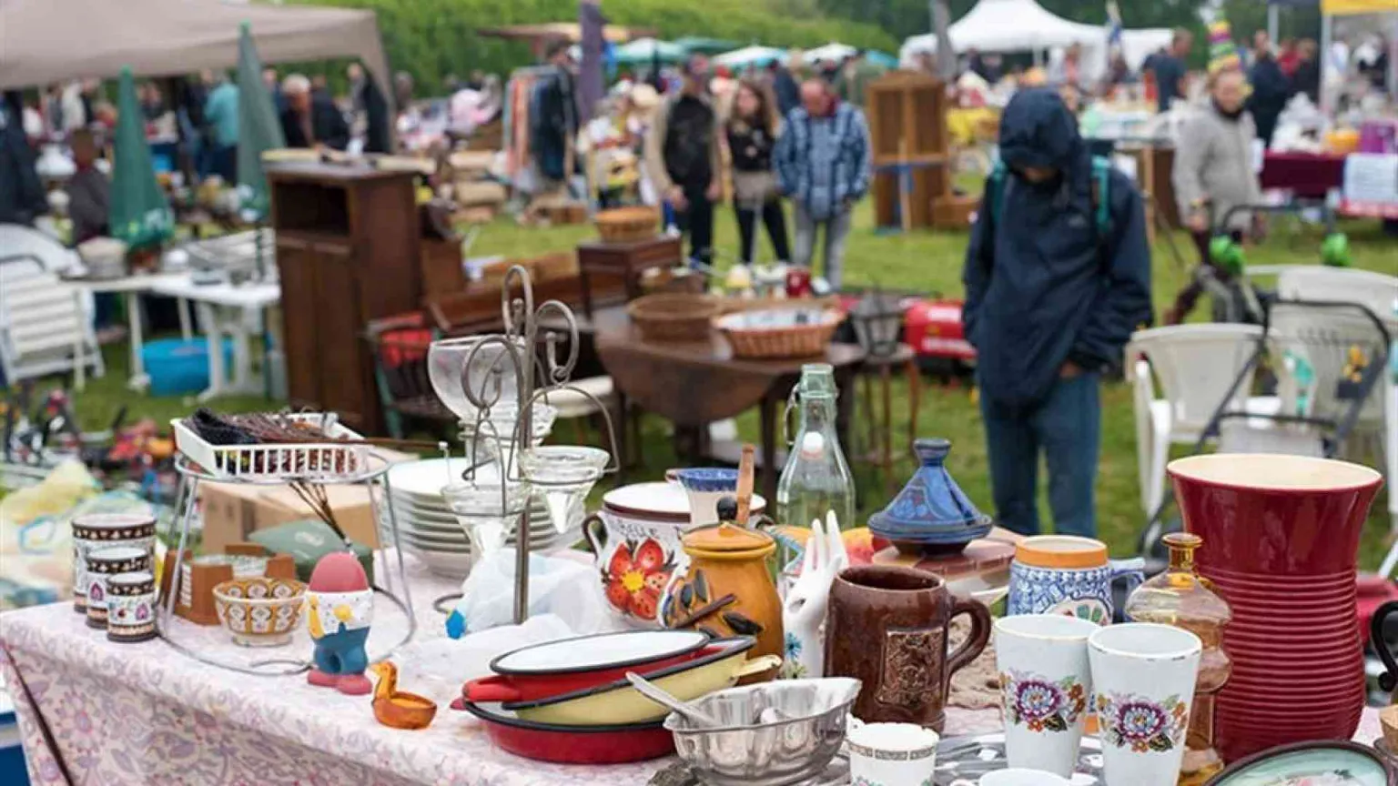 Crescono seconda mano e antiquariato