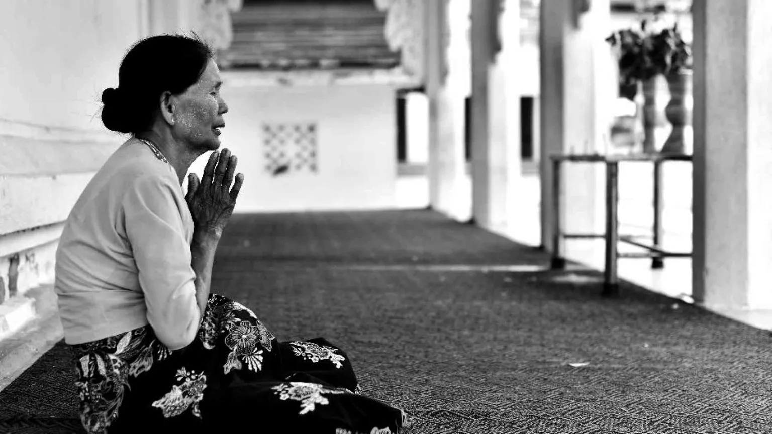 Pregare, un atto umano. Che è sempre un dialogo vero