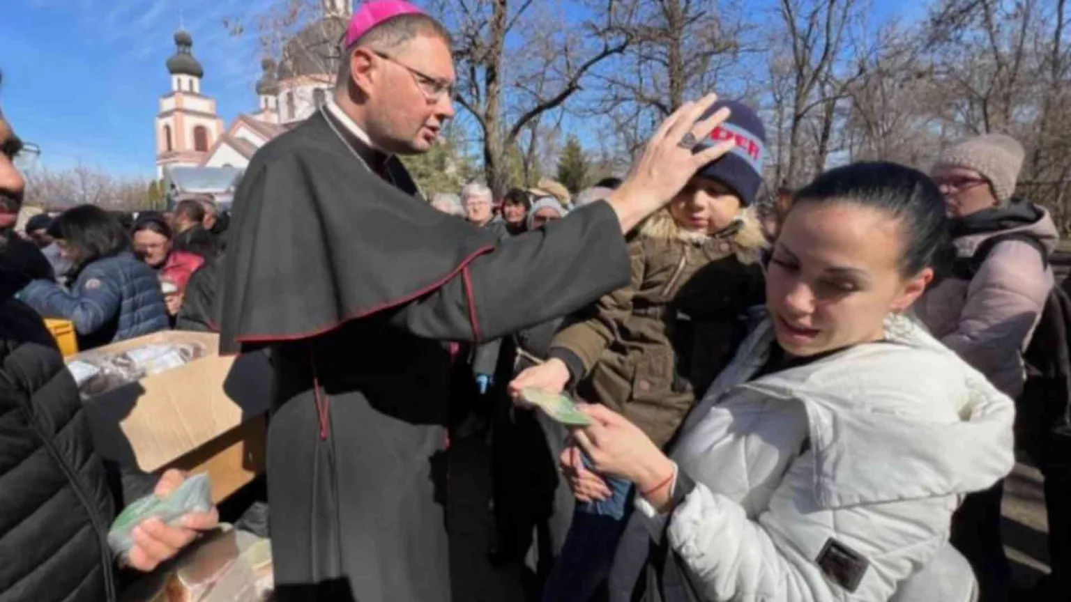 Il nunzio apostolico a Kiev: non lasciate sola l'Ucraina