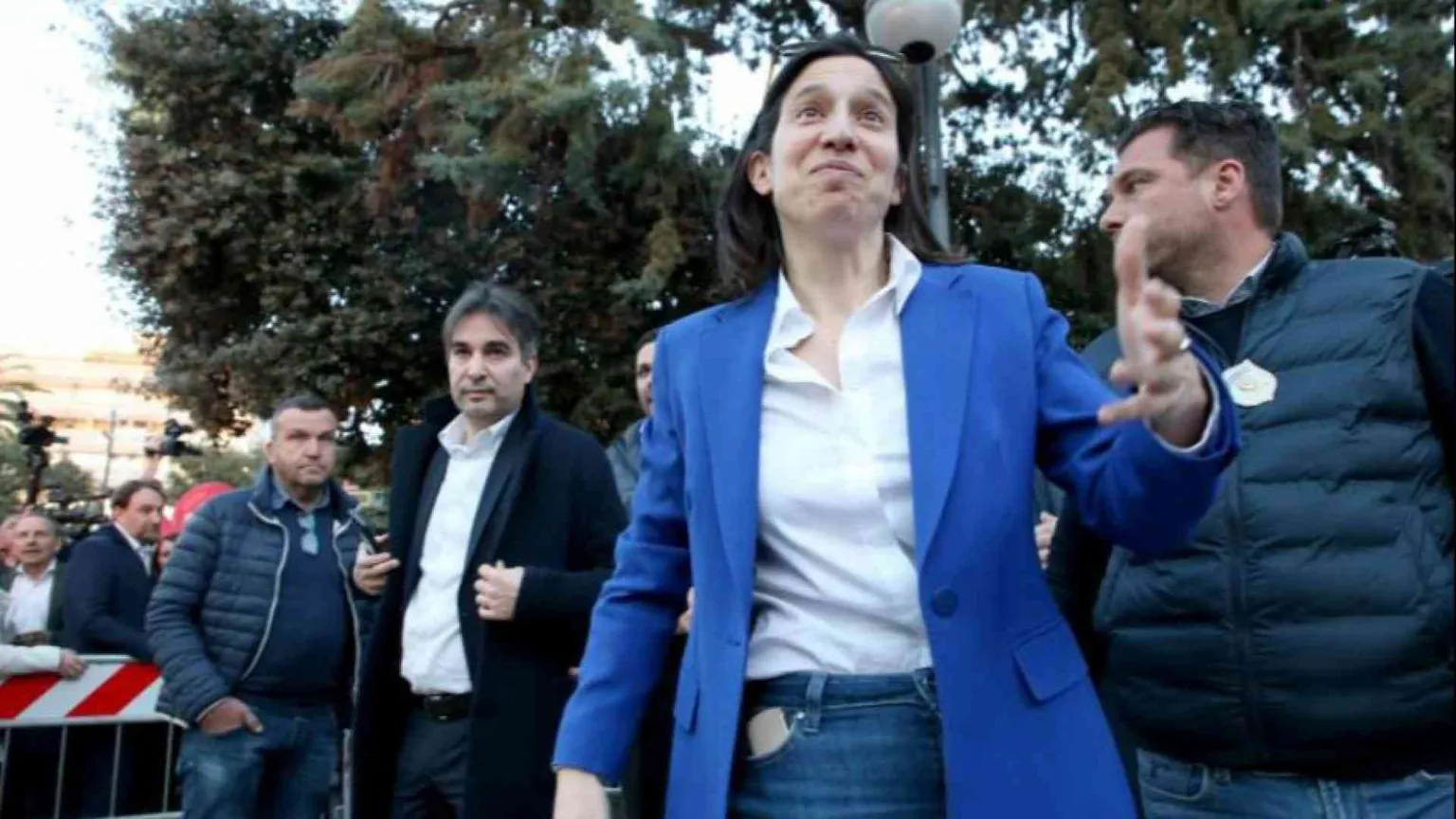 Tra Schlein e Conte ora volano le sberle