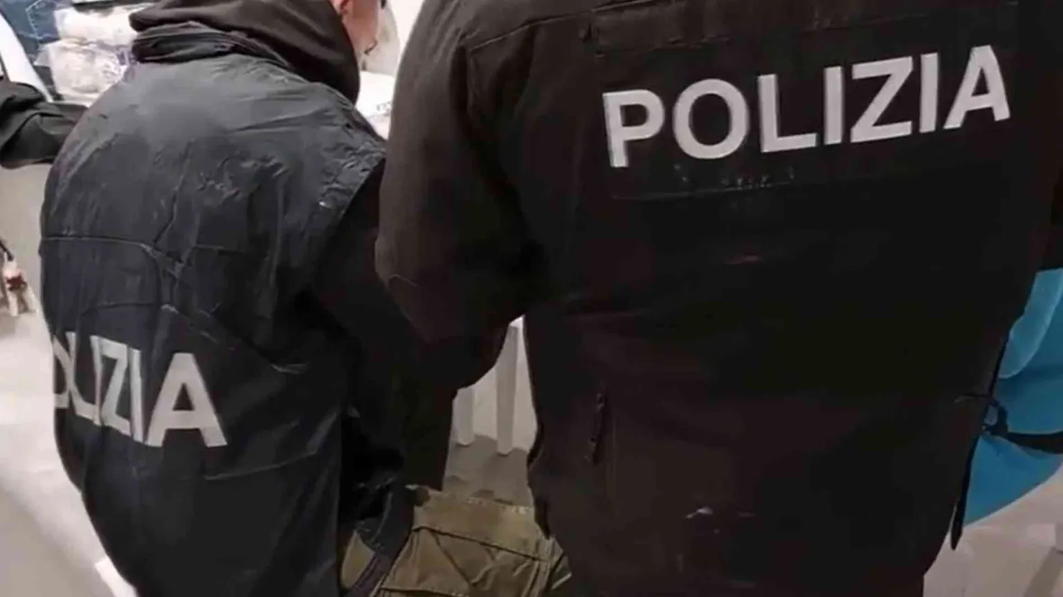 Sindaci e assessori in trincea, una minaccia ogni 28 ore
