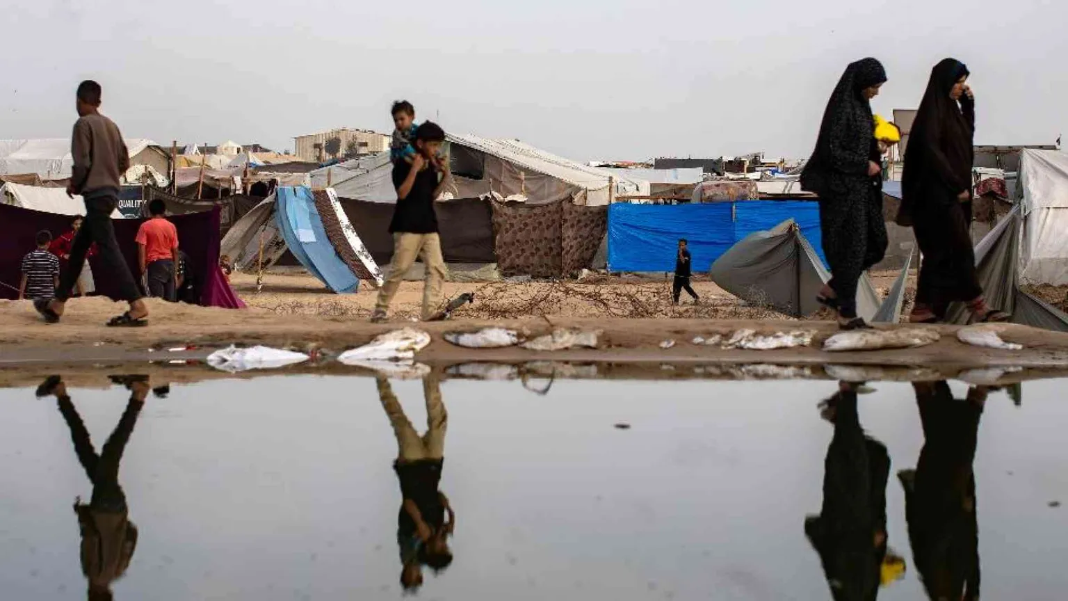 Profughi in fuga, c'è un tariffario per scappare da Gaza