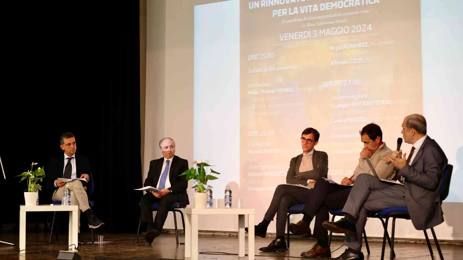 «La politica non è un tabù, la priorità è la pace»
